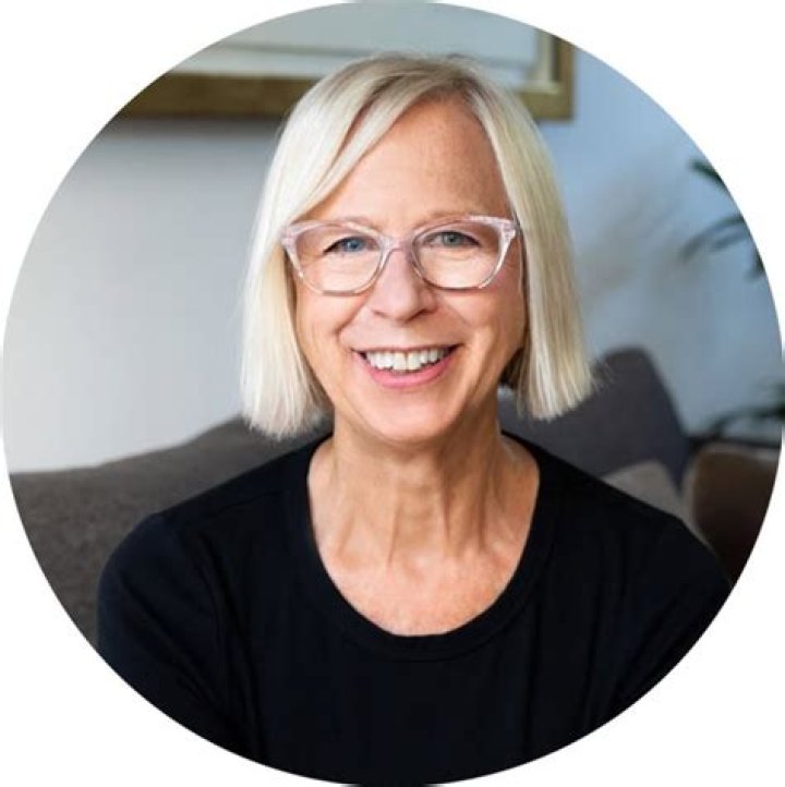 About Deborah Hinton: Who Is She?