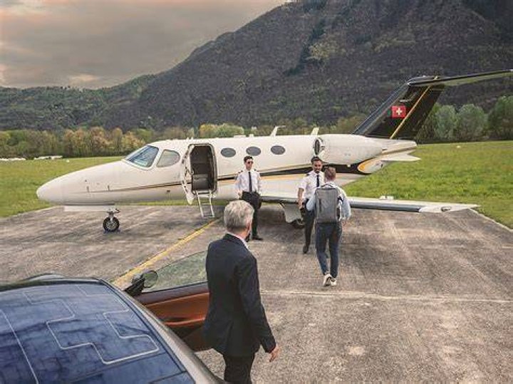 Does Emma Hernan Own A Private Jet? Unraveling The Truth