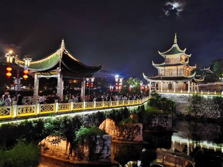 Jiaxiu Pavilion: Explore The Beauty And History Of Guilin's Iconic Landmark