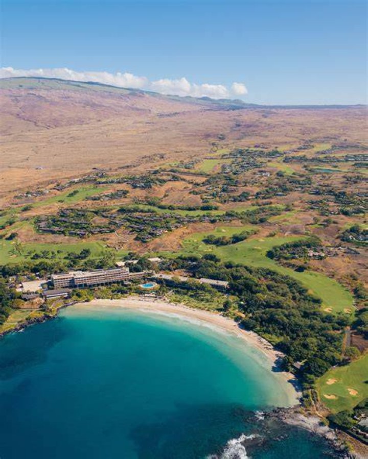 Mauna Kea: The Stunning White Sands Of M St. Beach
