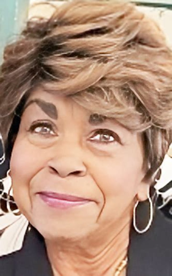 Remembering The Life Of Loretta Carr: A Cherished Obituary